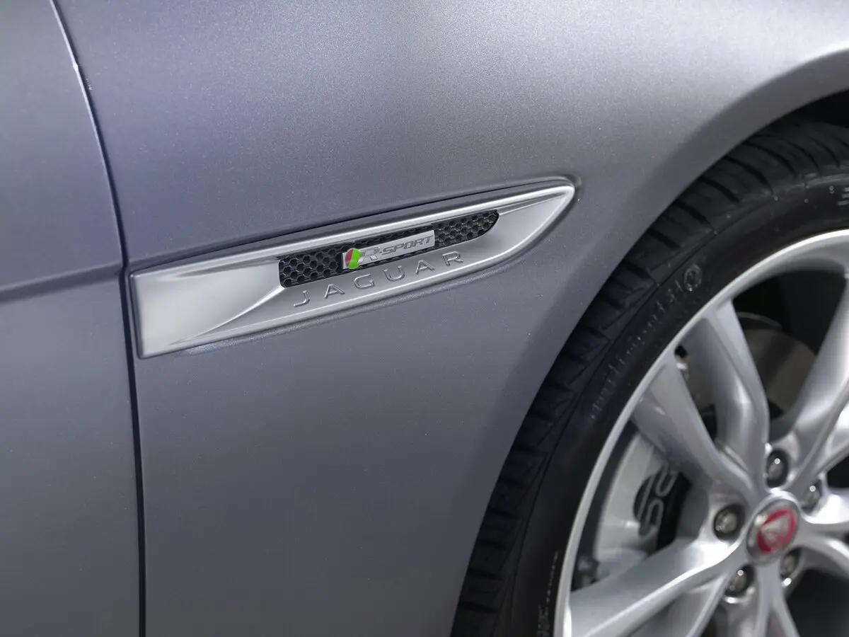 Jaguar XF II Седан — сүрөт 19