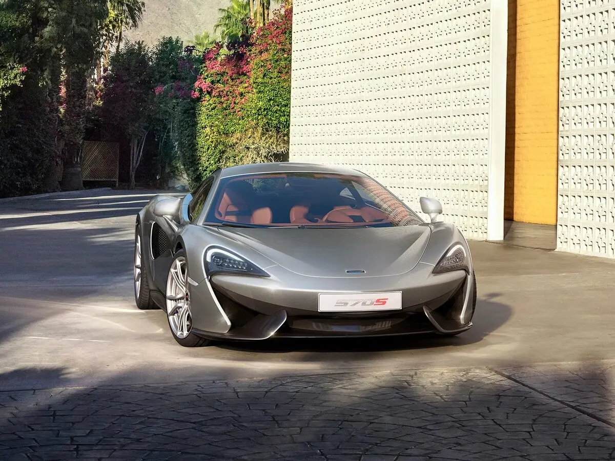 McLaren 570S 2015 – 2021 Купе — 照片 3
