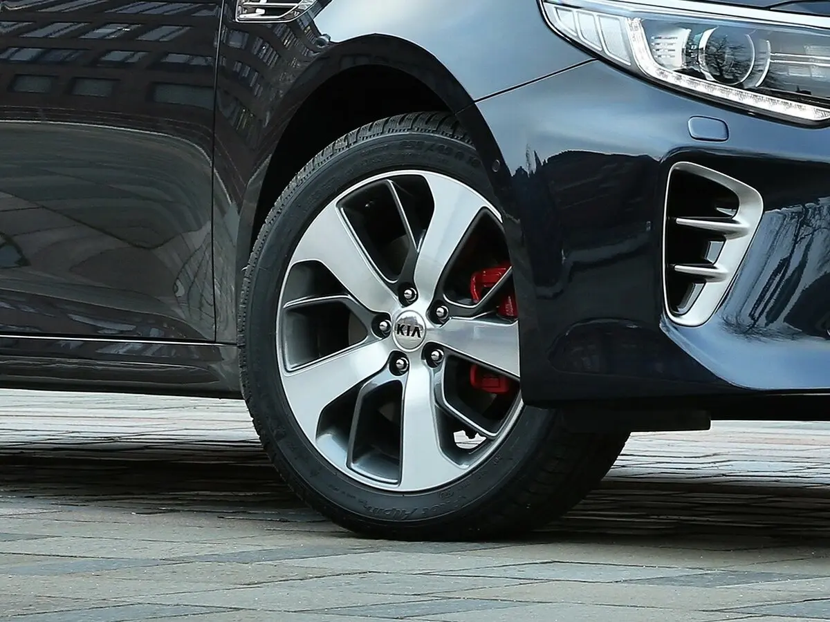 Kia Optima IV Седан — фото 16