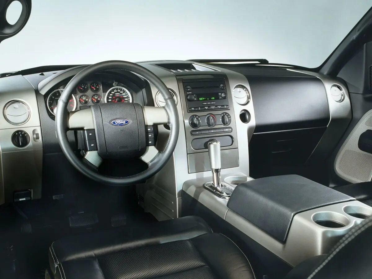 Ford F-150 XI Пикап Одинарная кабина — фото 5