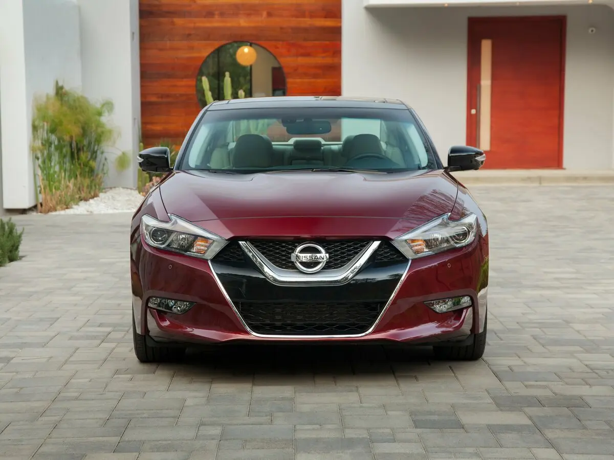 Nissan Maxima VIII (A36) Седан — сүрөт 3