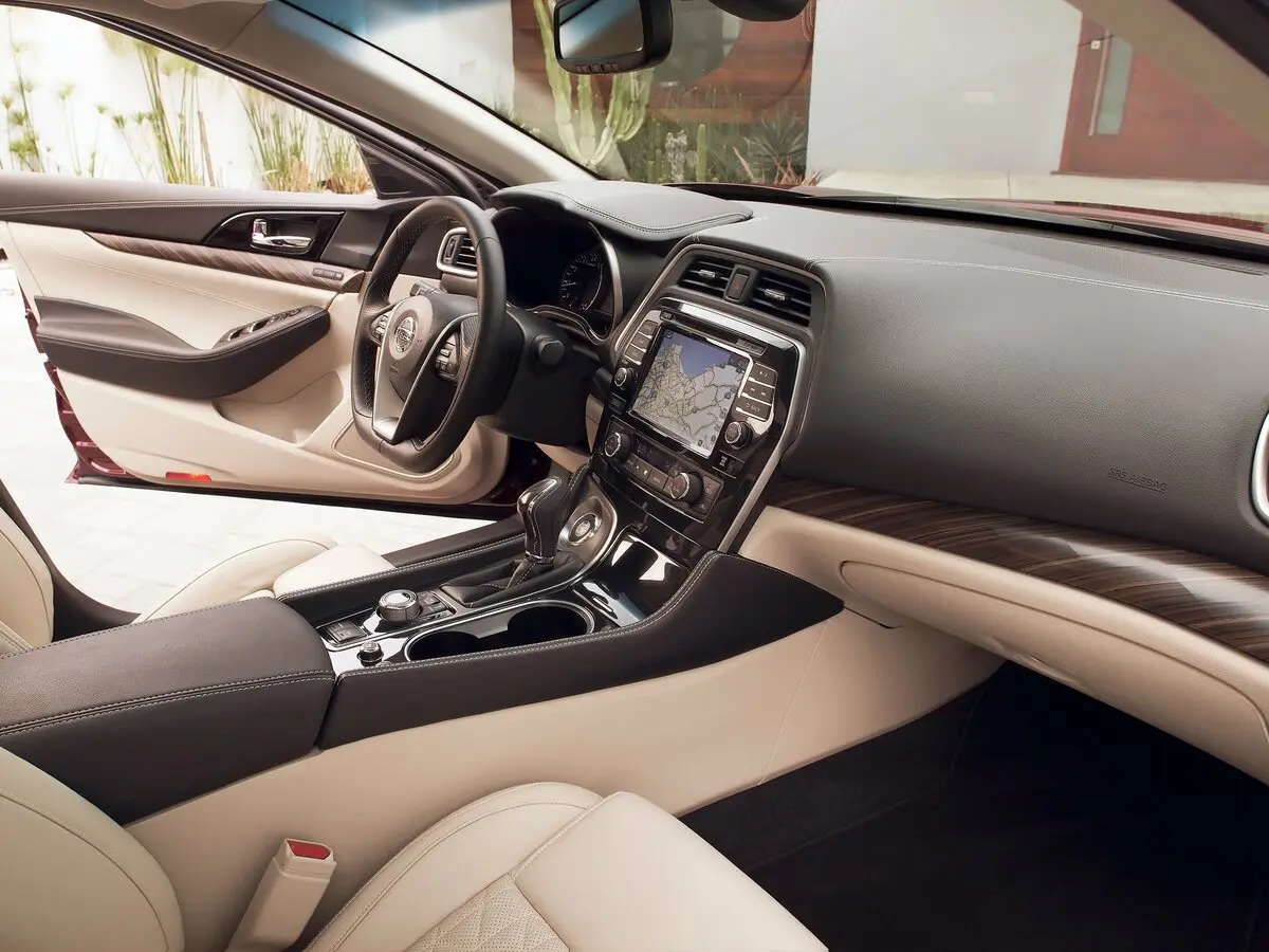 Nissan Maxima VIII (A36) Седан — сүрөт 7