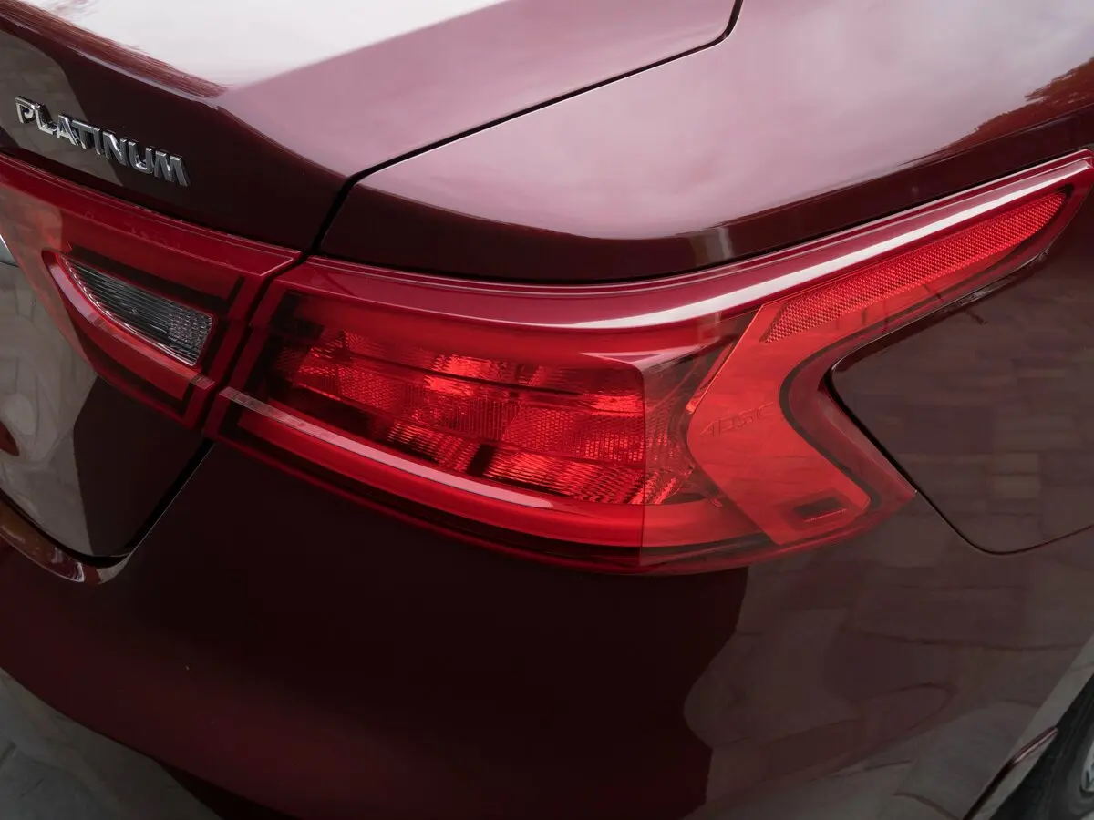 Nissan Maxima VIII (A36) Седан — сүрөт 16