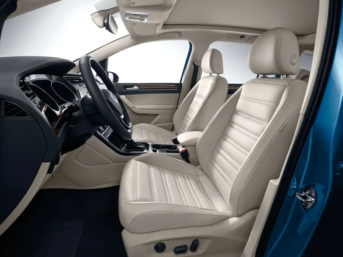 Volkswagen Touran II Компактвэн — сүрөт 8