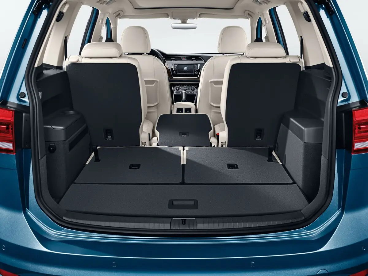 Volkswagen Touran II Компактвэн — сүрөт 13