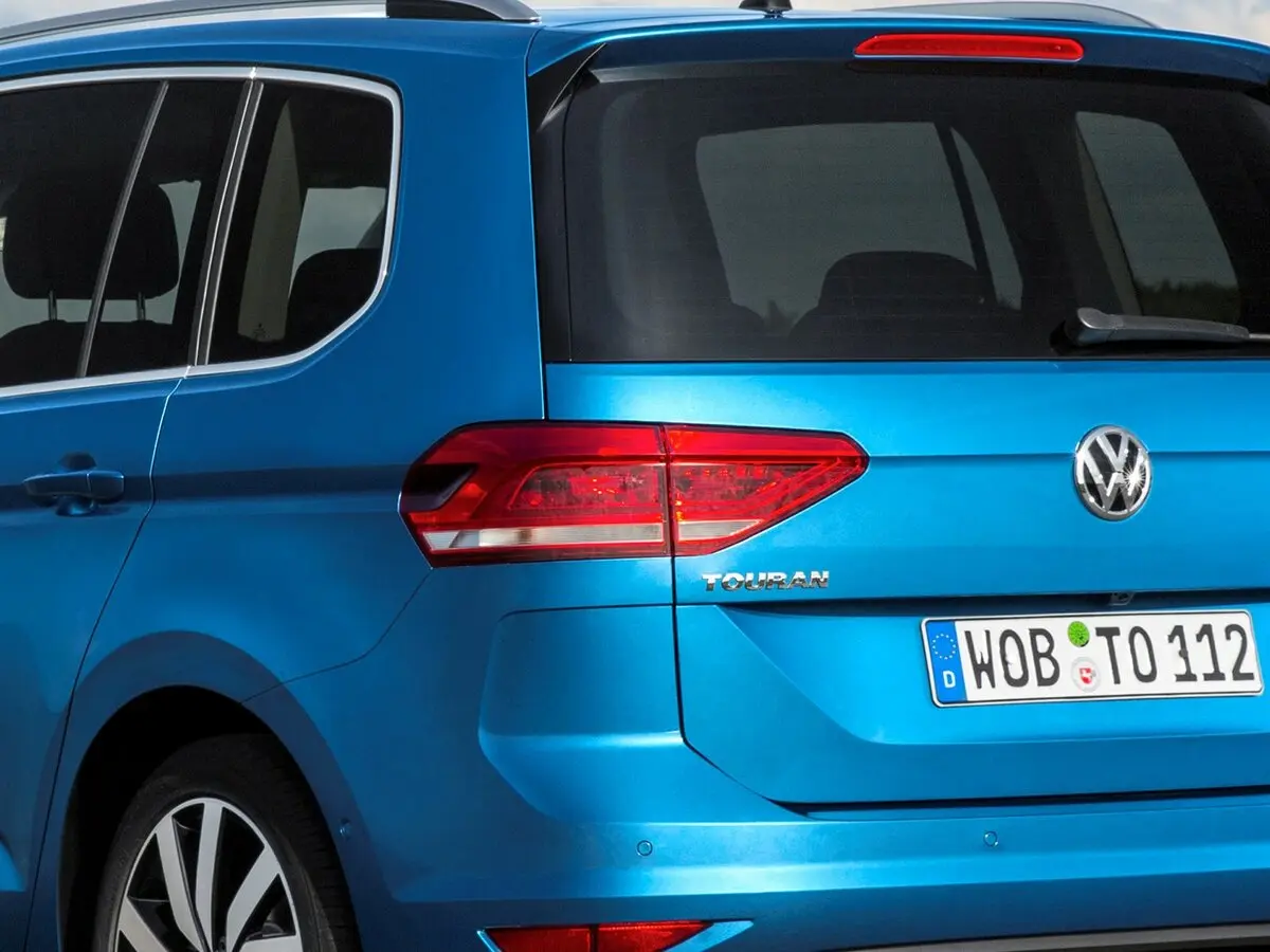 Volkswagen Touran II Компактвэн — сүрөт 16