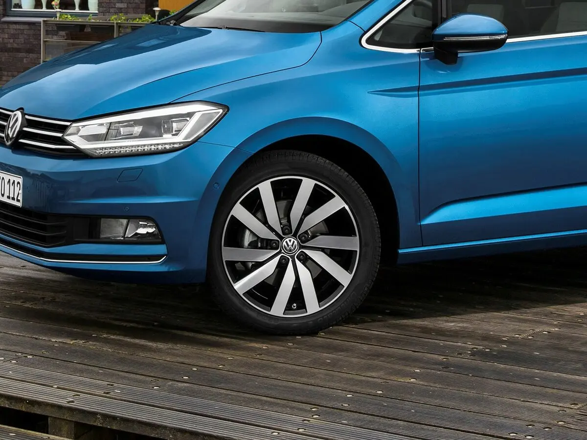 Volkswagen Touran II Компактвэн — сүрөт 19