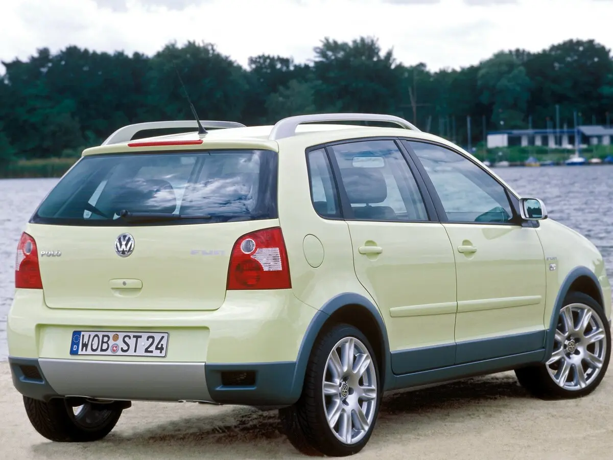 Volkswagen Polo IV Хэтчбек 5 дв. Fun — фото 3