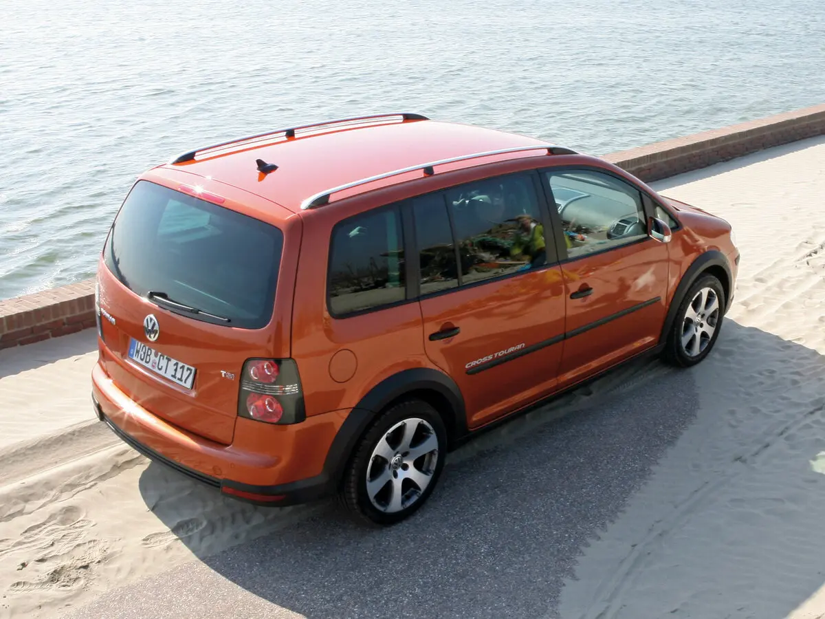 Volkswagen Touran I Рестайлинг Компактвэн Cross — photo 2