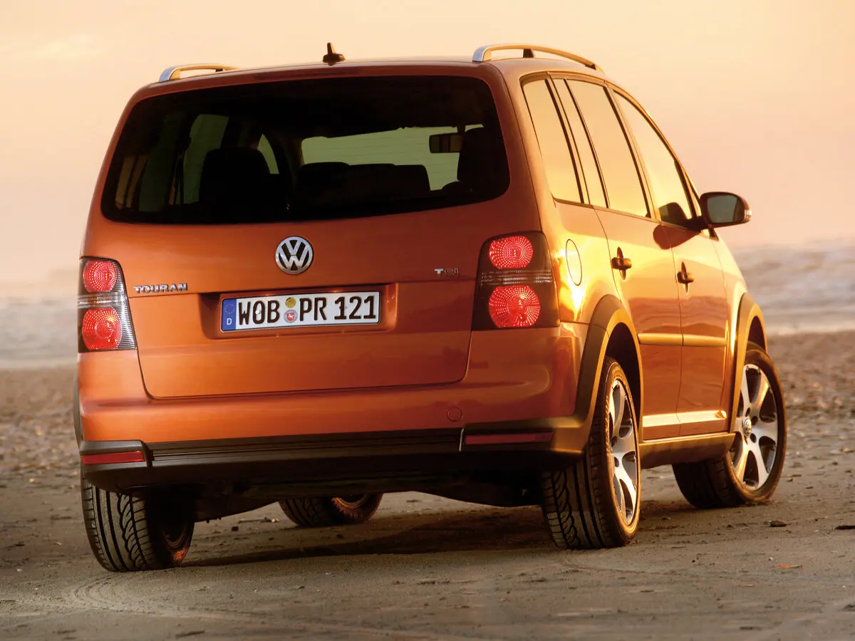 Volkswagen Touran I Рестайлинг Компактвэн Cross — photo 4