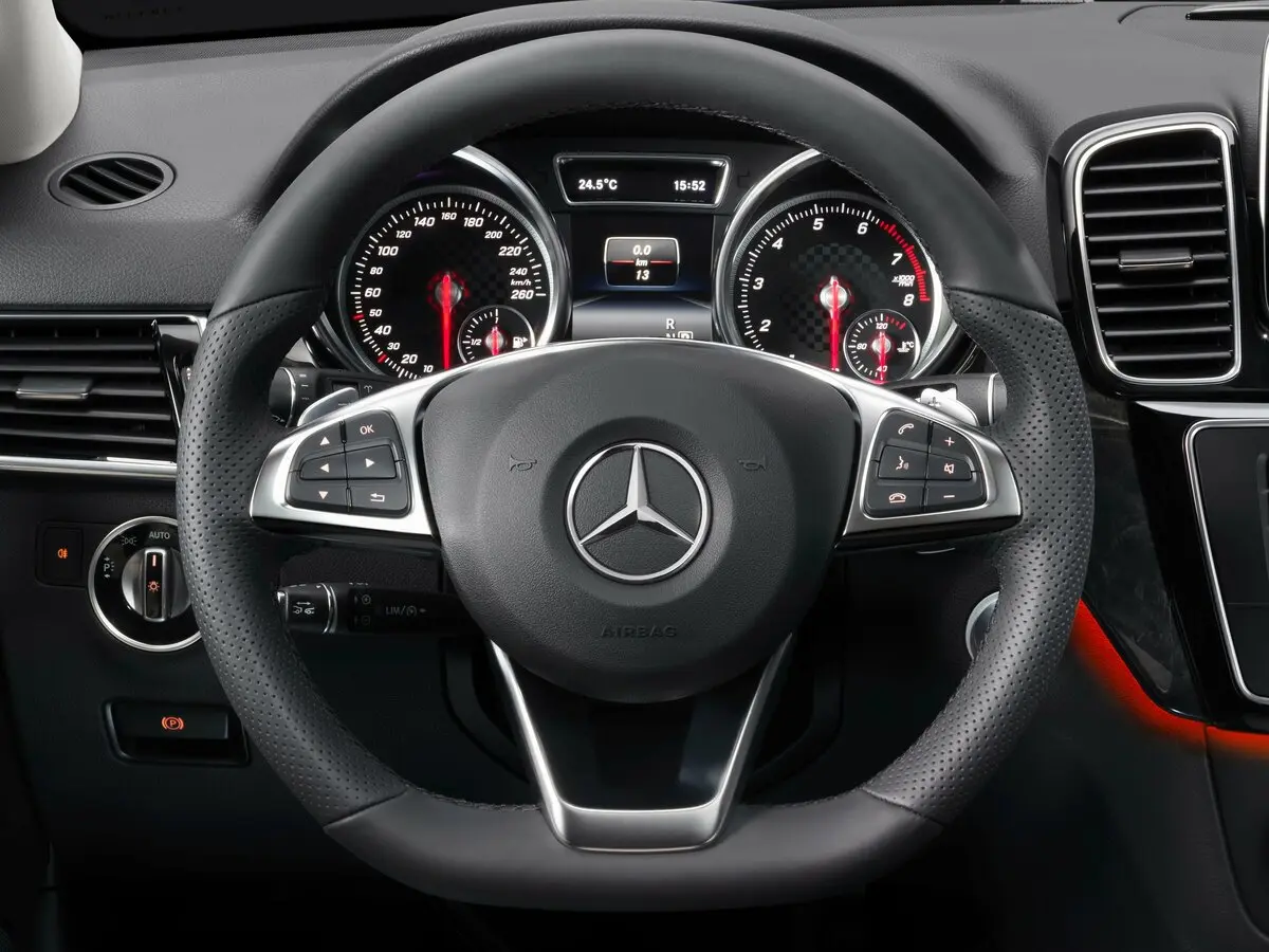 Mercedes-Benz GLE I (W166) Внедорожник 5 дв. — фото 8
