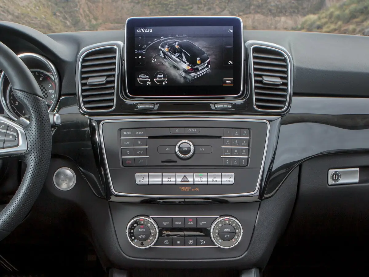 Mercedes-Benz GLE I (W166) Внедорожник 5 дв. — фото 12