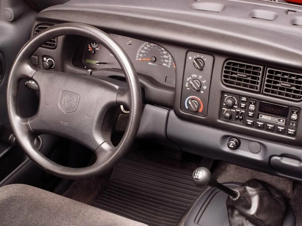 Dodge Dakota II Пикап Полуторная кабина Club Cab — сүрөт 6
