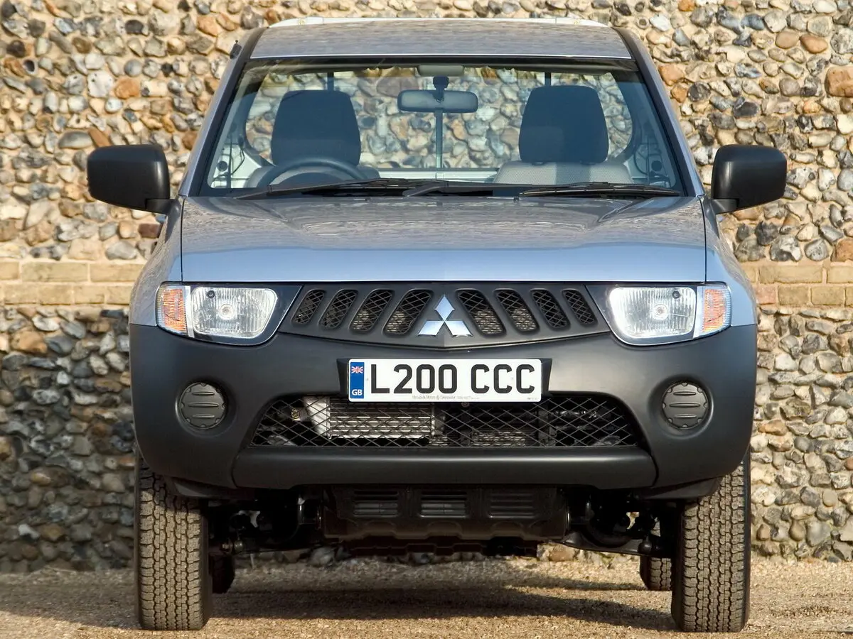 Mitsubishi L200 IV Пикап Одинарная кабина — сүрөт 3