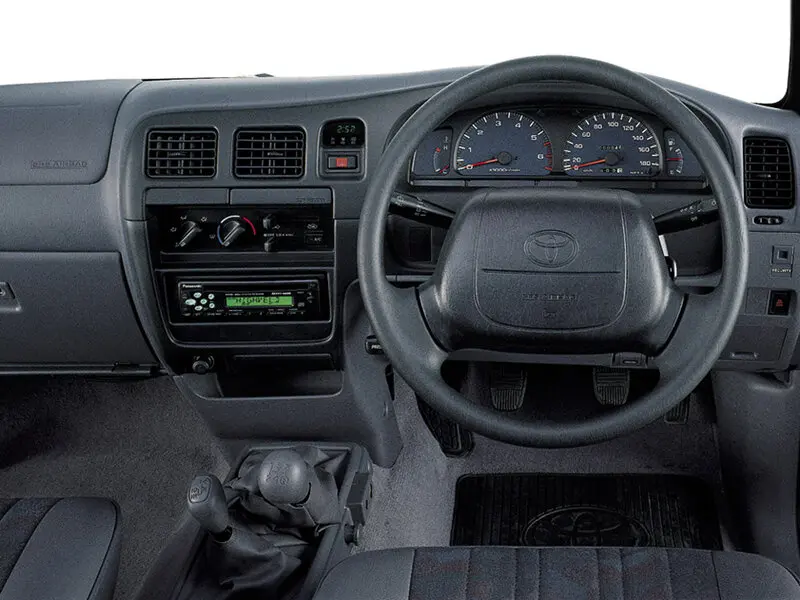 Toyota Hilux VI Пикап Одинарная кабина — сүрөт 2