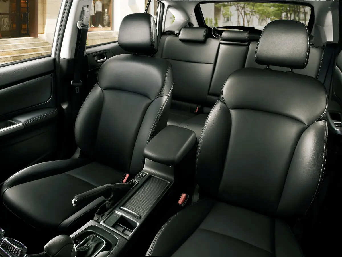 Subaru Impreza IV Рестайлинг Хэтчбек 5 дв. — фото 5