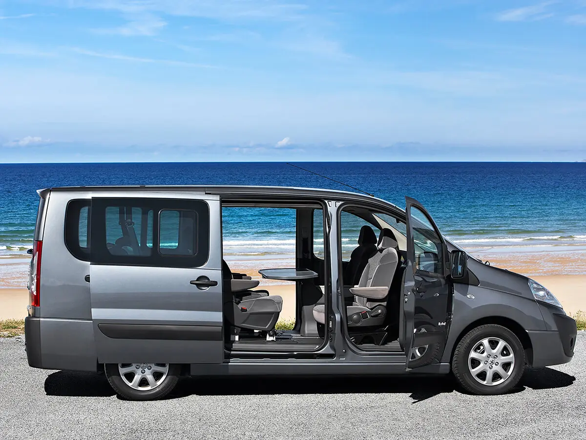 Peugeot Expert II Минивэн Long — photo 2
