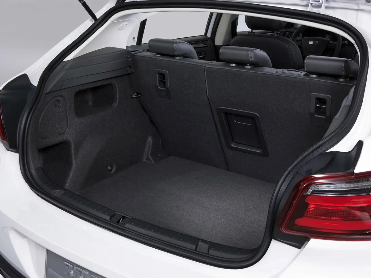 Qoros 3 2014 – 2022 Хэтчбек 5 дв. City SUV — сүрөт 9