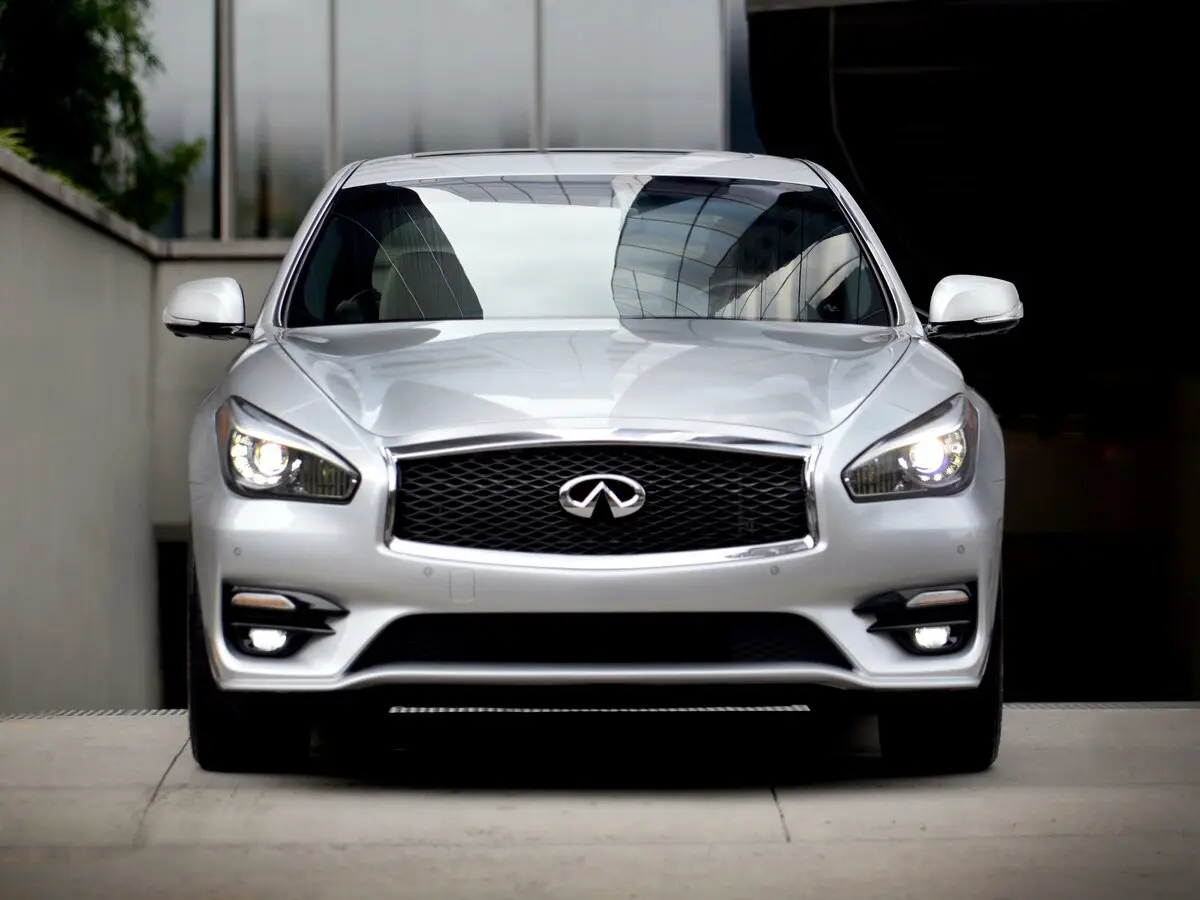 Infiniti Q70 I Рестайлинг Седан — сүрөт 3