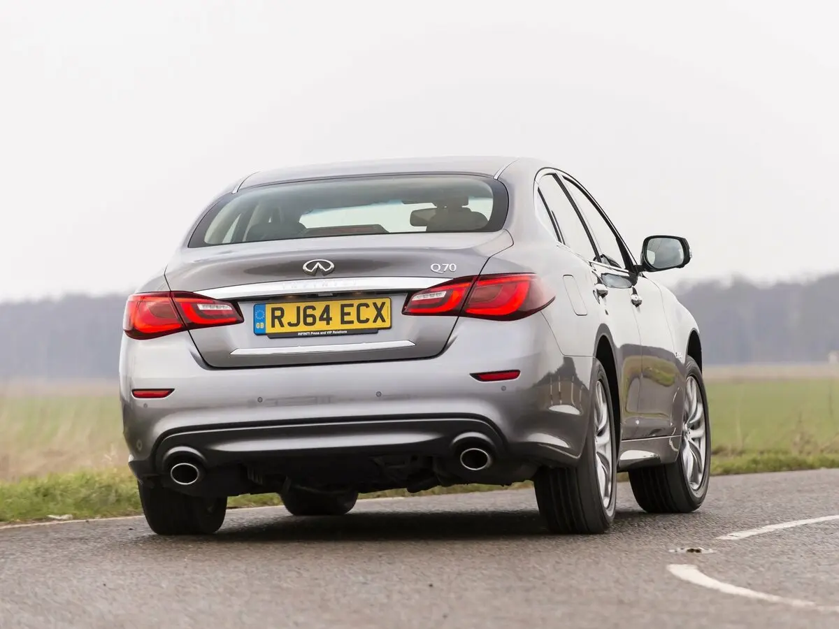 Infiniti Q70 I Рестайлинг Седан — сүрөт 4