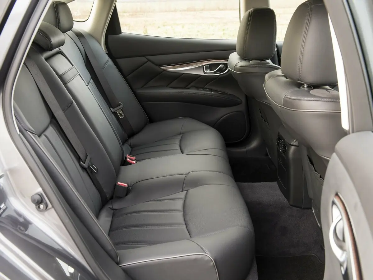 Infiniti Q70 I Рестайлинг Седан — сүрөт 9
