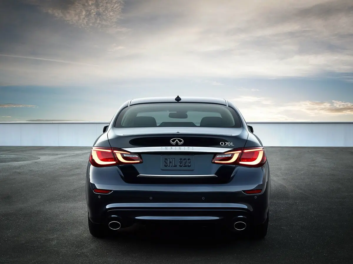 Infiniti Q70 I Рестайлинг Седан Long — сүрөт 4