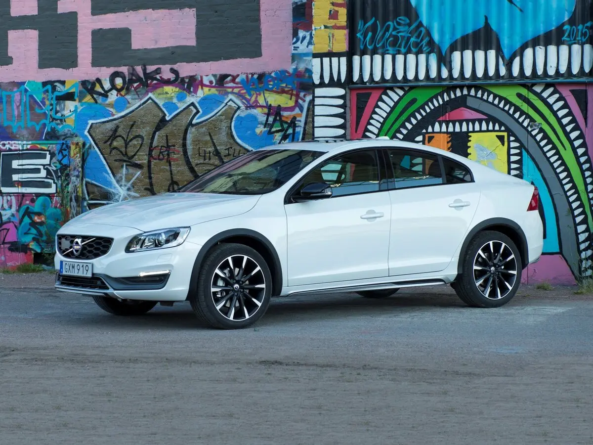 Volvo S60 Cross Country 2015 – 2018