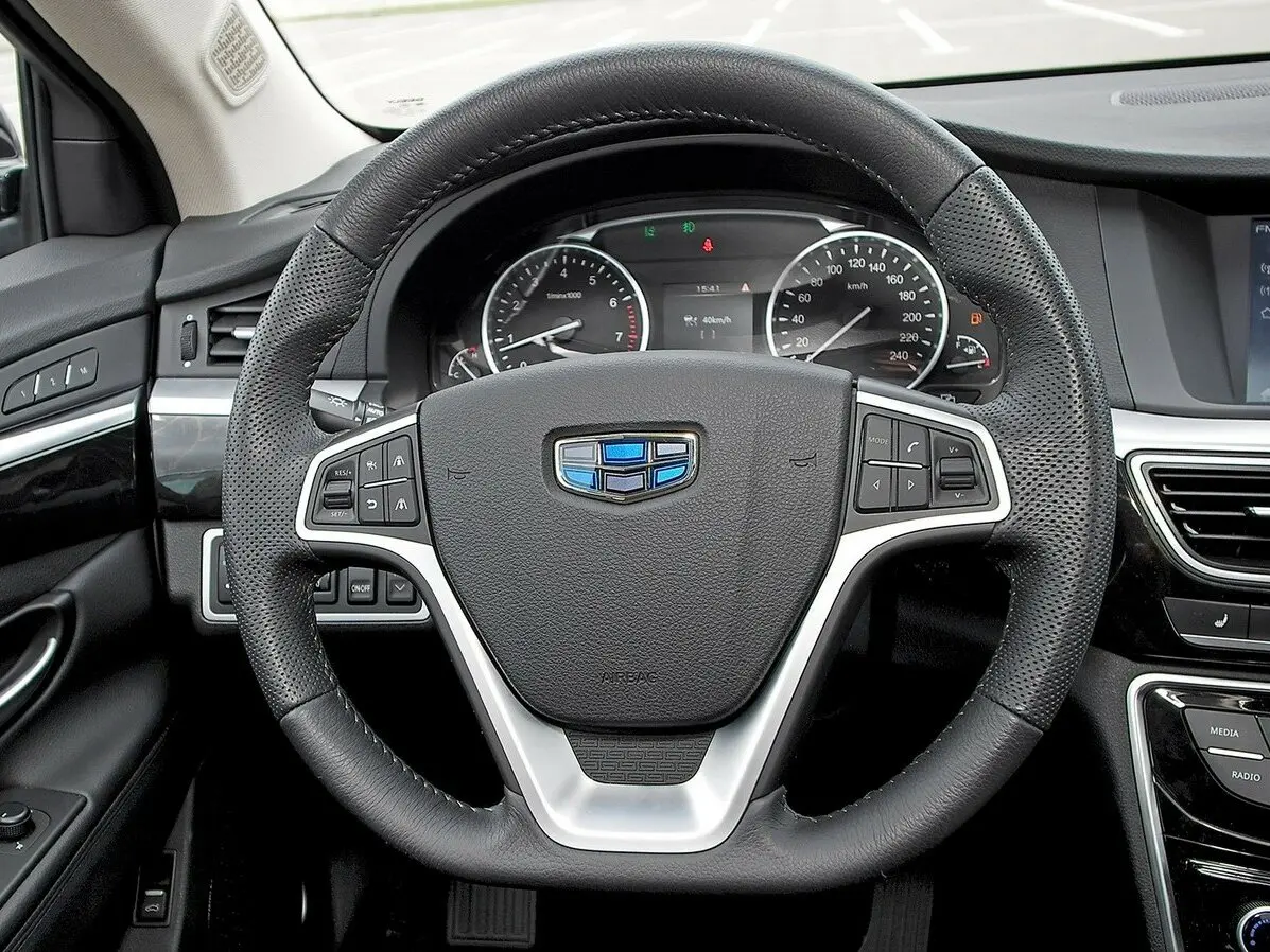 Geely GC9 2015 – 2019 Седан — сүрөт 8