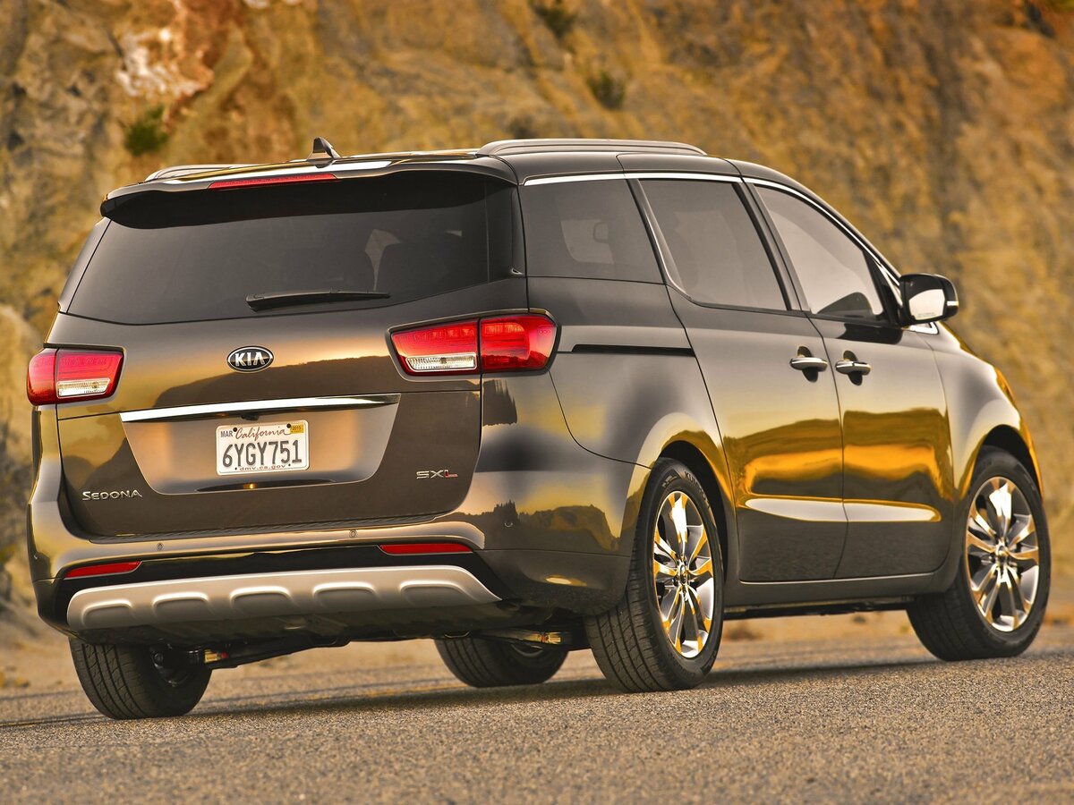 Kia Sedona III Минивэн