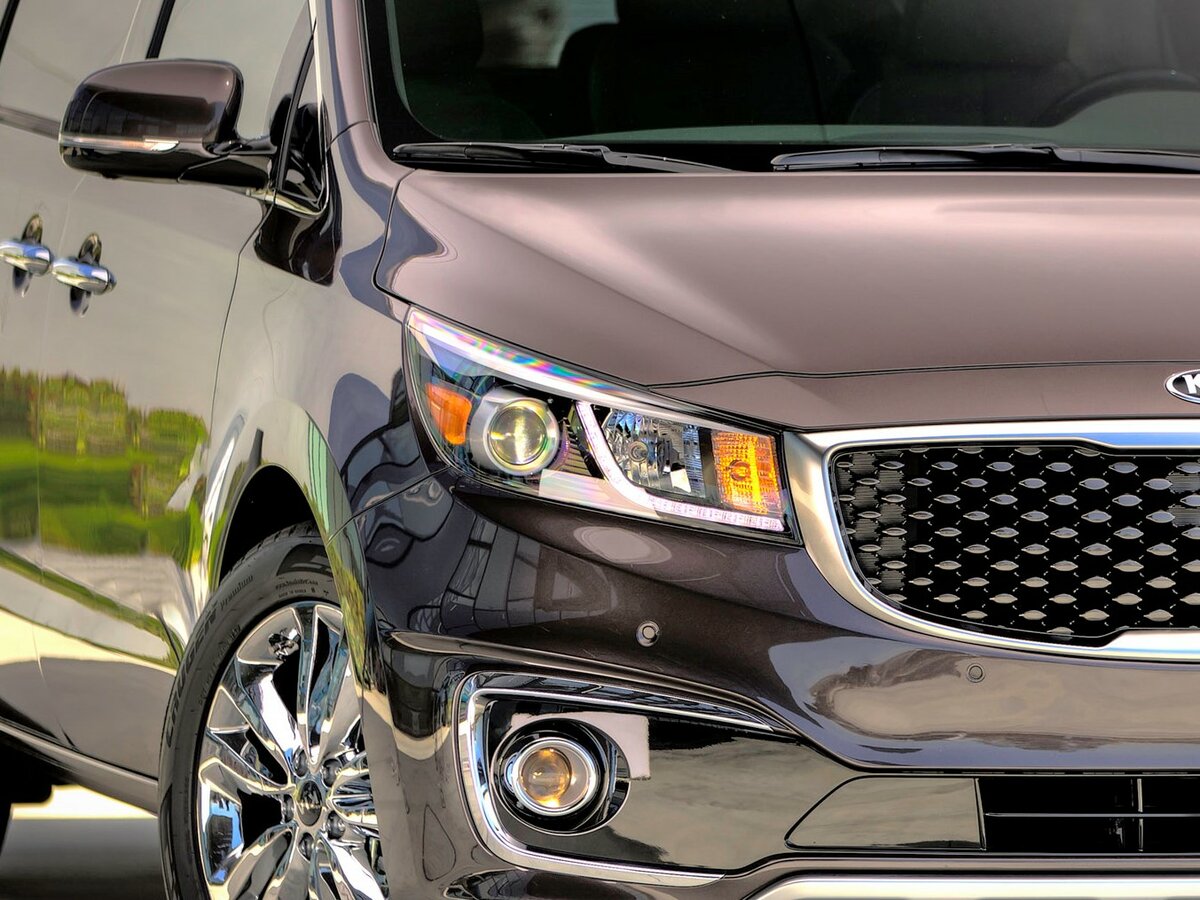 Kia Sedona III Минивэн