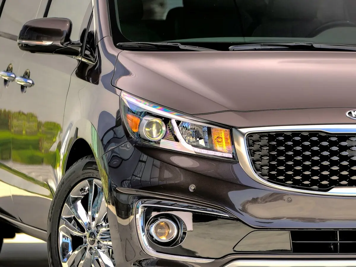 Kia Sedona III Минивэн — сүрөт 13