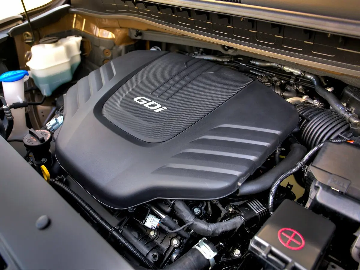 Kia Sedona III Минивэн — сүрөт 15