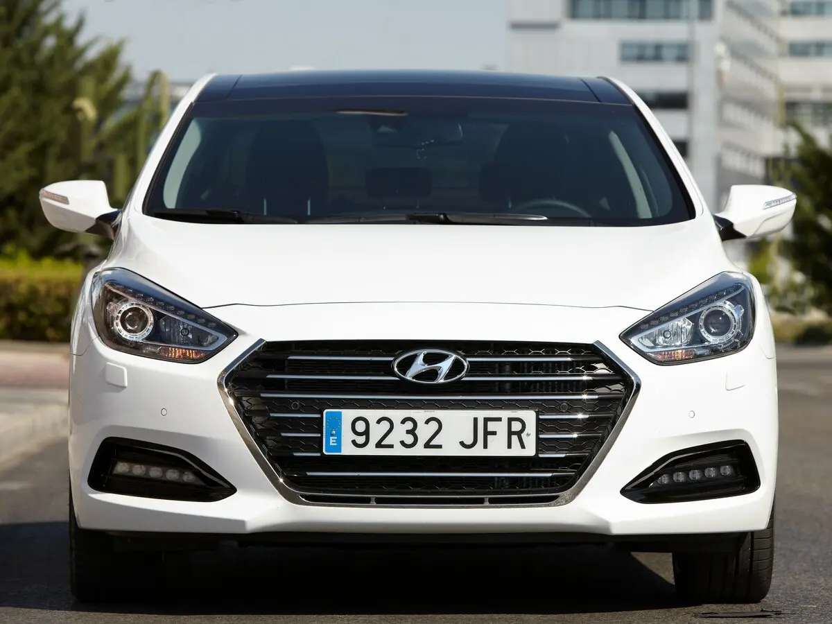 Hyundai i40 I Рестайлинг Седан — сүрөт 3