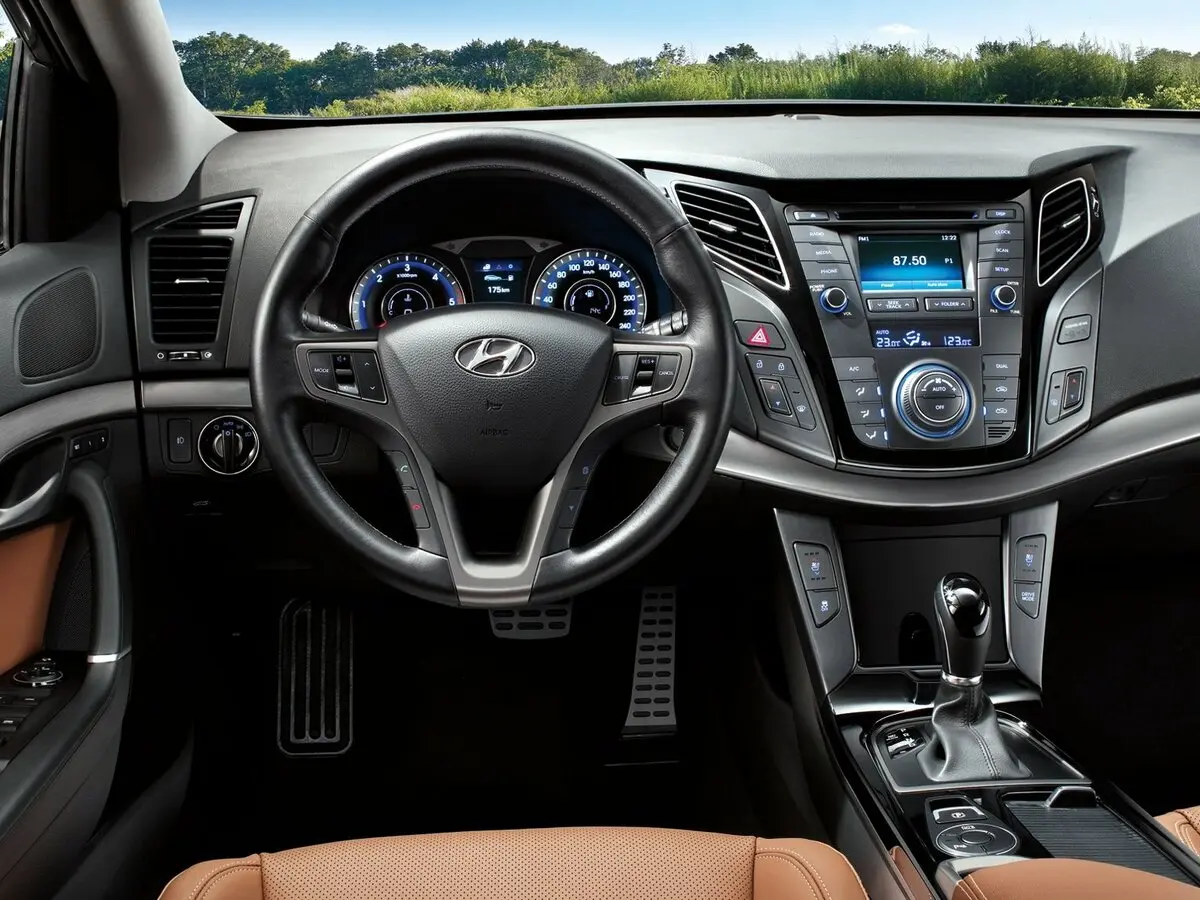 Hyundai i40 I Рестайлинг Седан — сүрөт 6