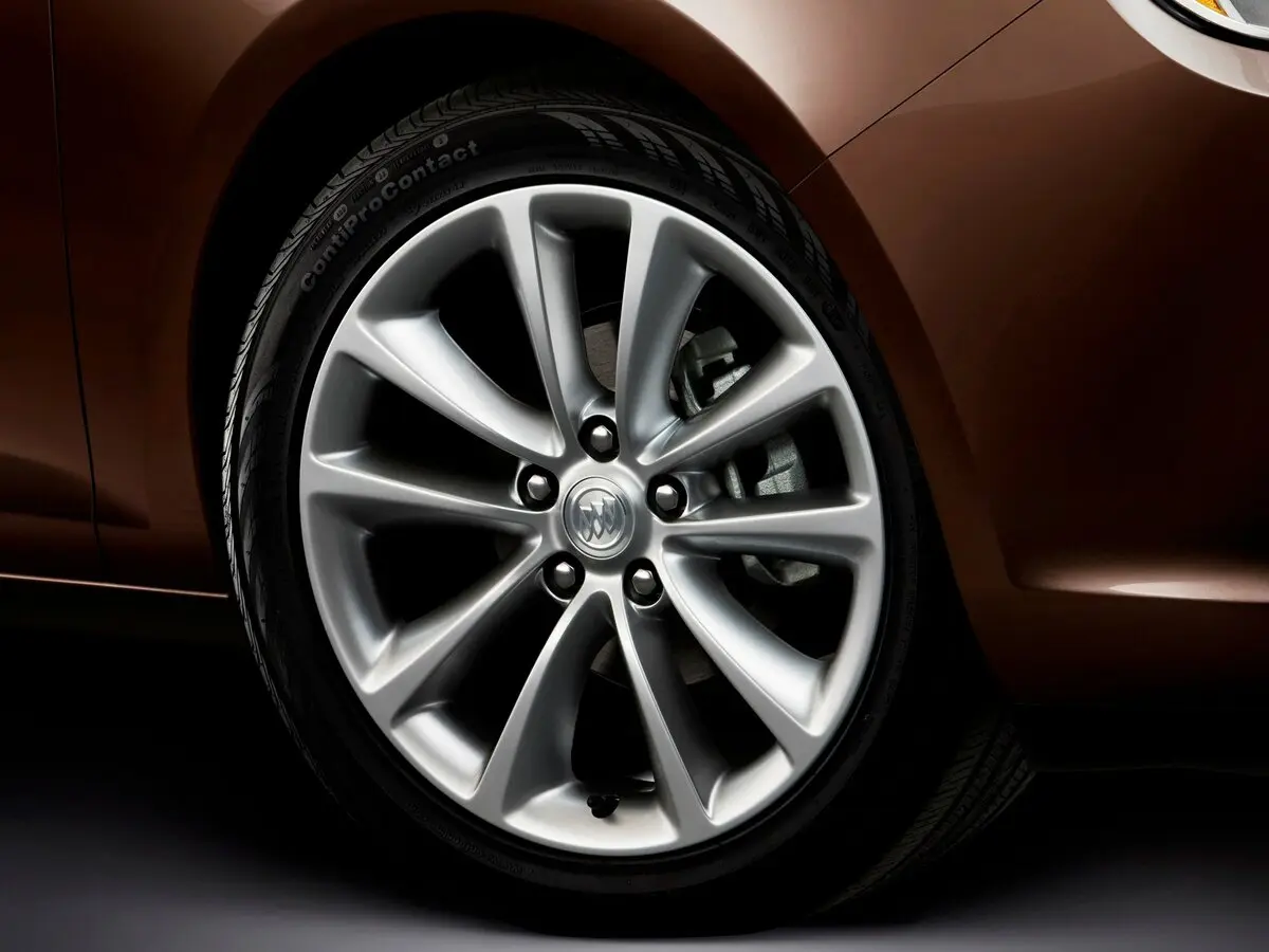 Buick Verano I Седан — сүрөт 12