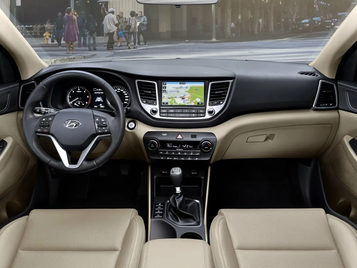 Hyundai Tucson III Внедорожник 5 дв. — photo 6