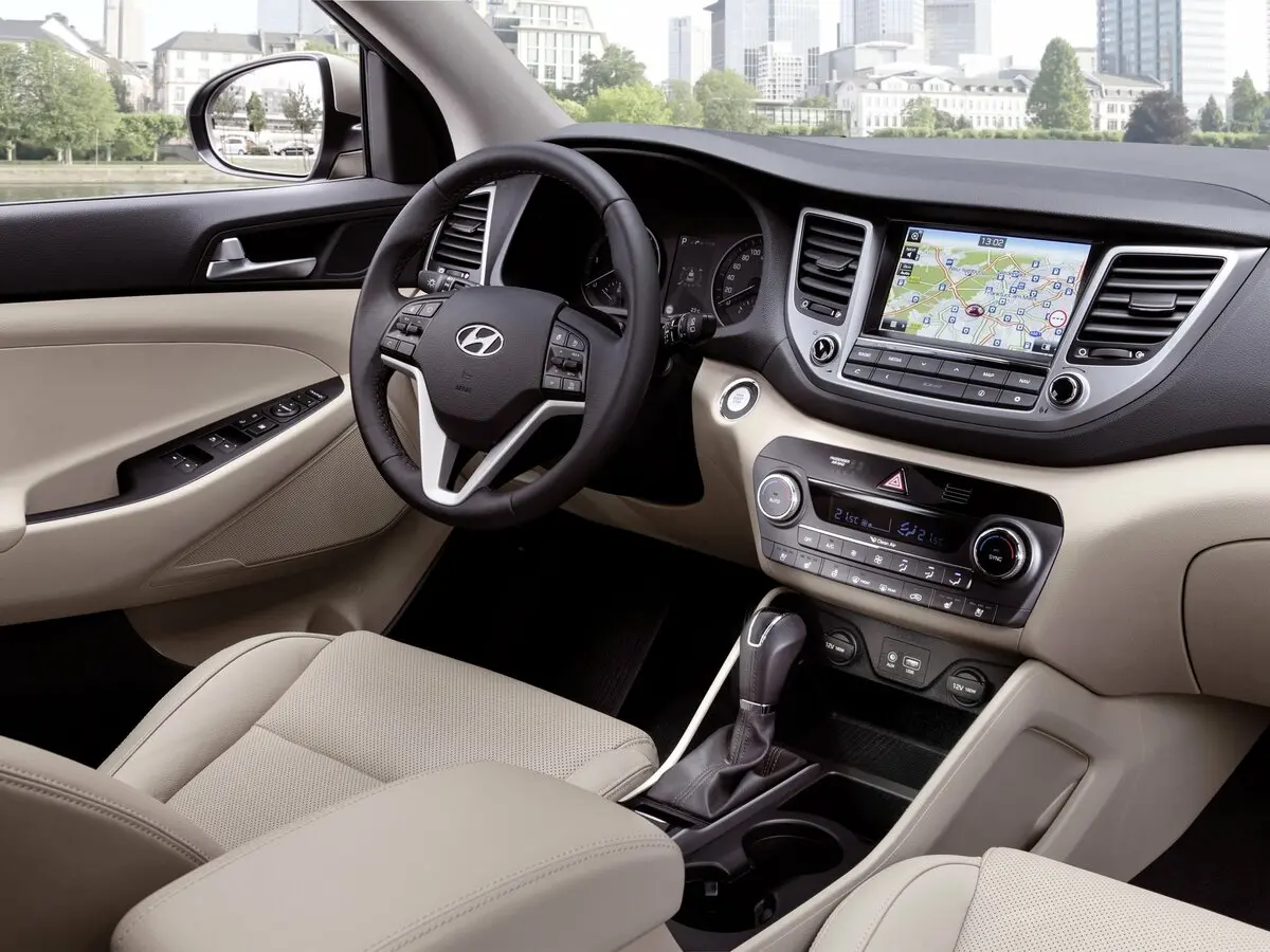 Hyundai Tucson III Внедорожник 5 дв. — photo 7