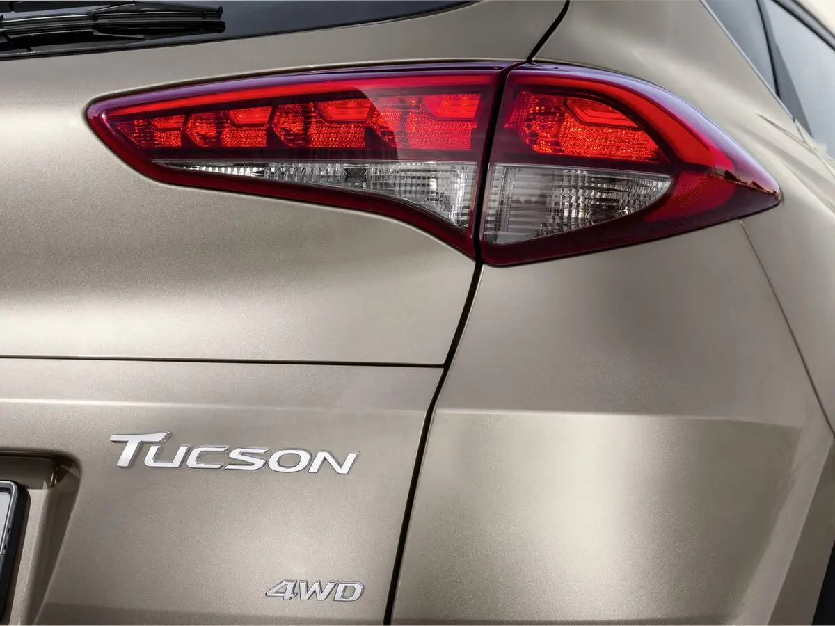 Hyundai Tucson III Внедорожник 5 дв. — photo 13