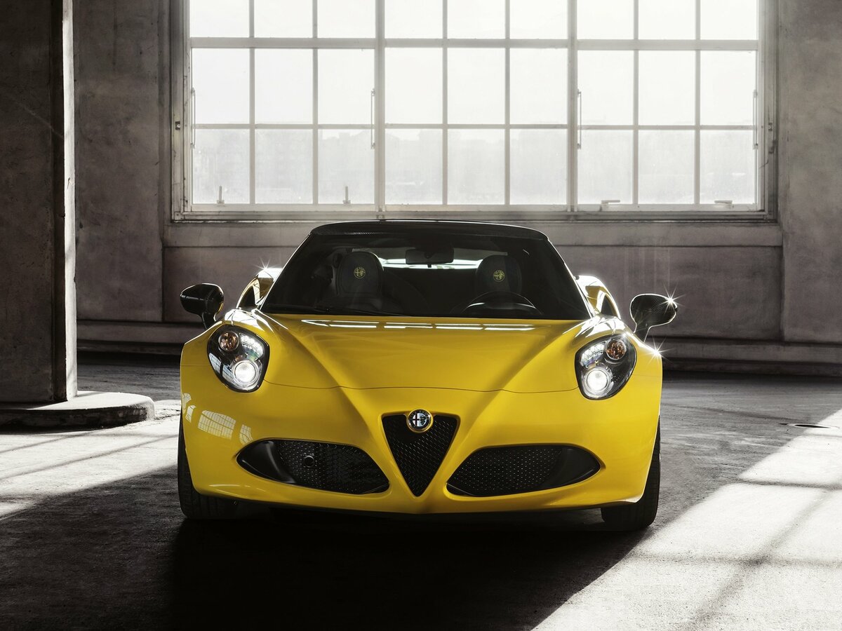 Alfa Romeo 4C 2013 – 2020 Тарга Spyder — фото 3