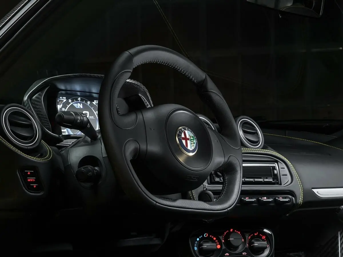 Alfa Romeo 4C 2013 – 2020 Тарга Spyder — сүрөт 10