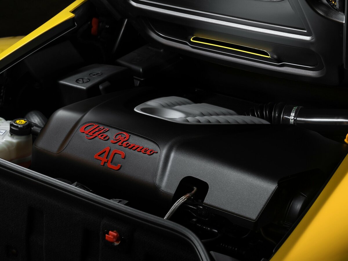 Alfa Romeo 4C 2013 – 2020 Тарга Spyder