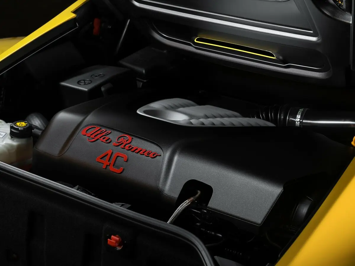 Alfa Romeo 4C 2013 – 2020 Тарга Spyder — сүрөт 15