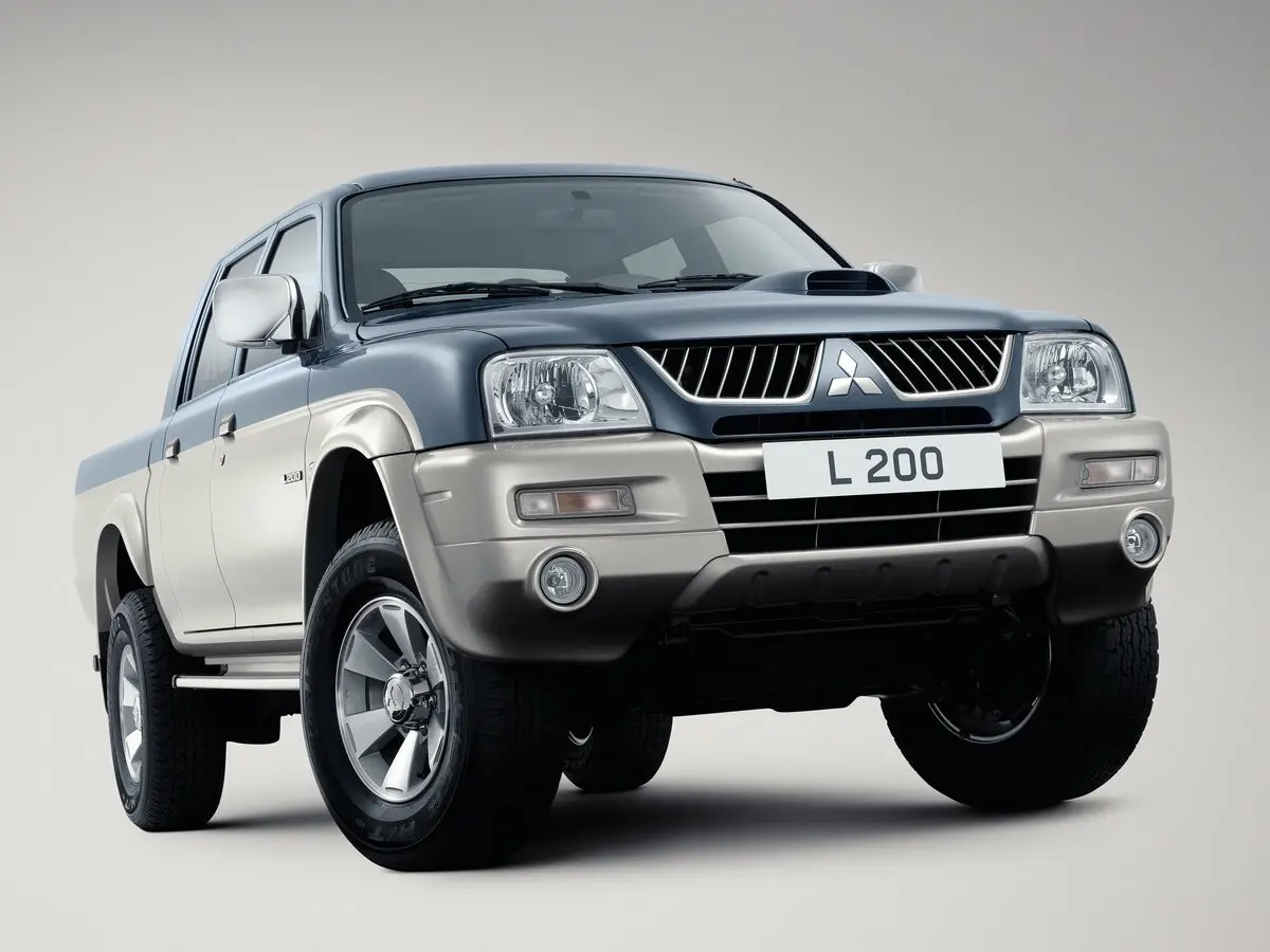 Mitsubishi L200 III Рестайлинг Пикап Двойная кабина — сүрөт 3