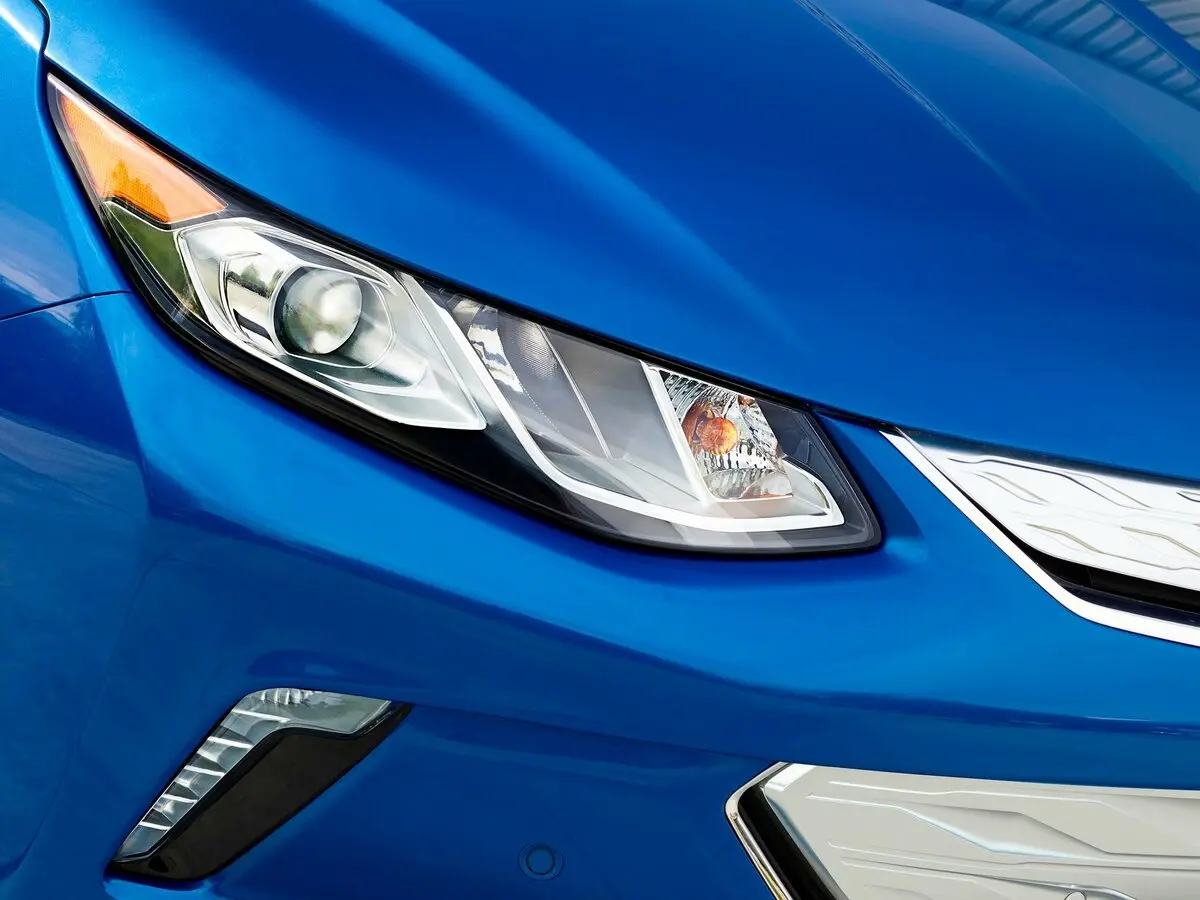 Chevrolet Volt II Хэтчбек 5 дв. — photo 10