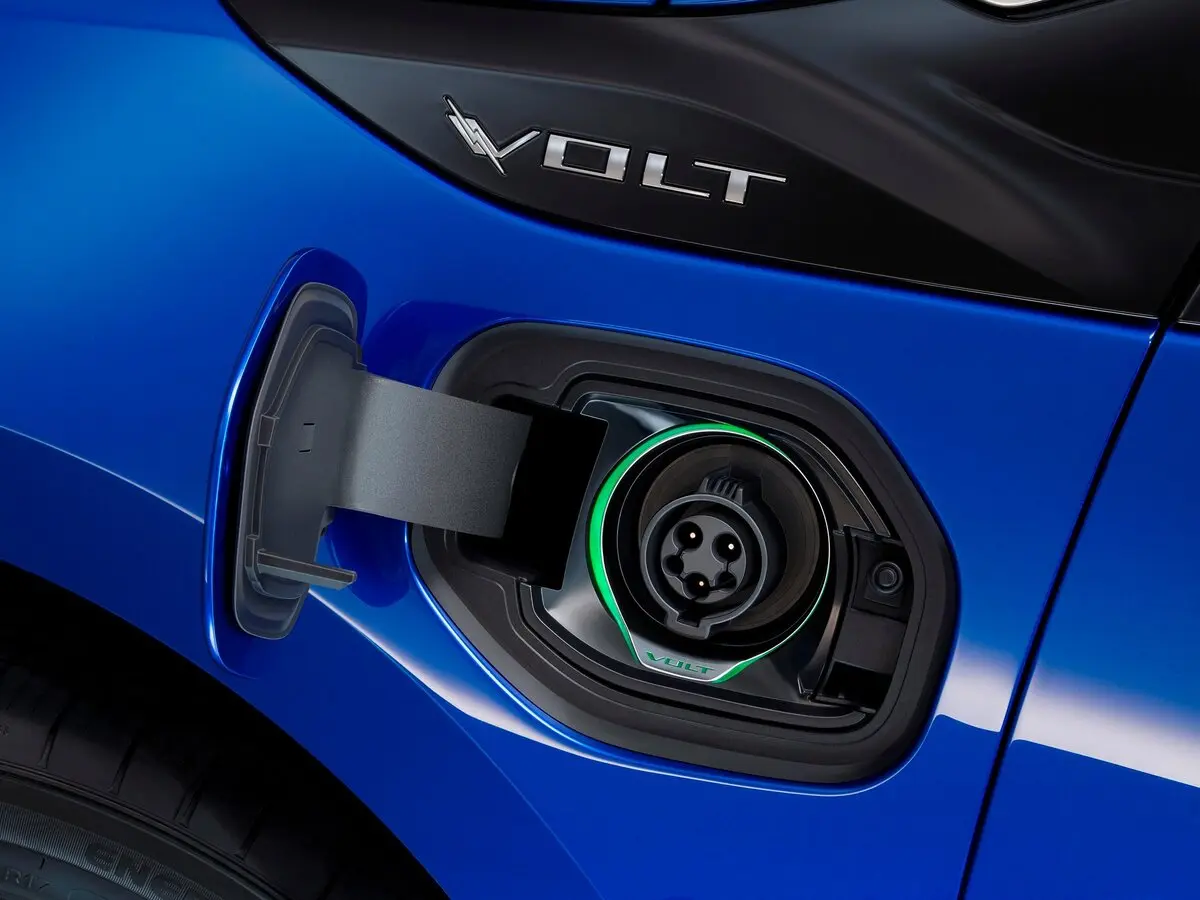Chevrolet Volt II Хэтчбек 5 дв. — photo 12
