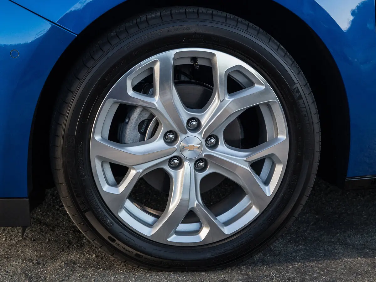 Chevrolet Volt II Хэтчбек 5 дв. — photo 14