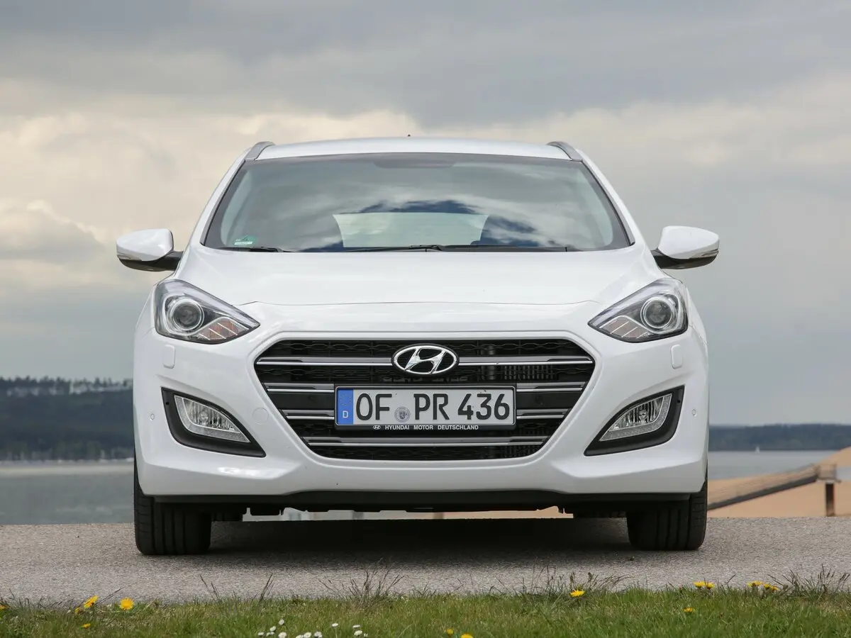 Hyundai i30 II Рестайлинг Универсал 5 дв. — фото 3