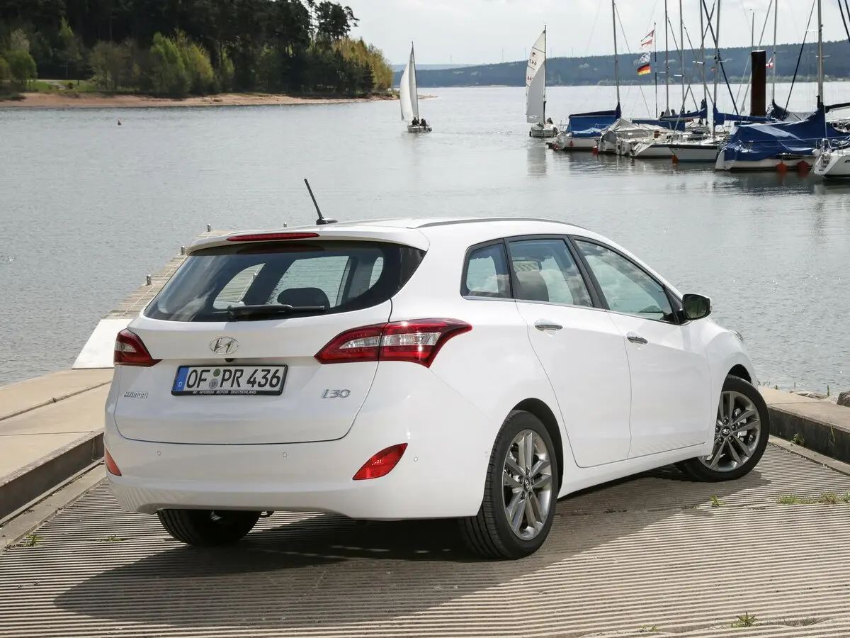 Hyundai i30 II Рестайлинг Универсал 5 дв. — фото 5