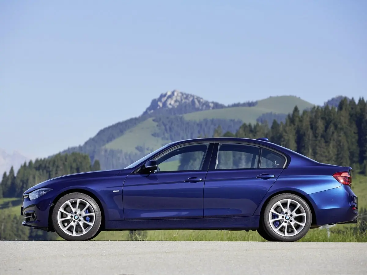 BMW 3 серии VI (F3x) Рестайлинг Седан — сүрөт 2