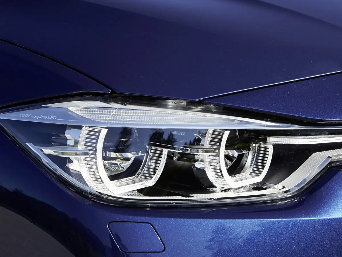 BMW 3 серии VI (F3x) Рестайлинг Седан — сүрөт 14